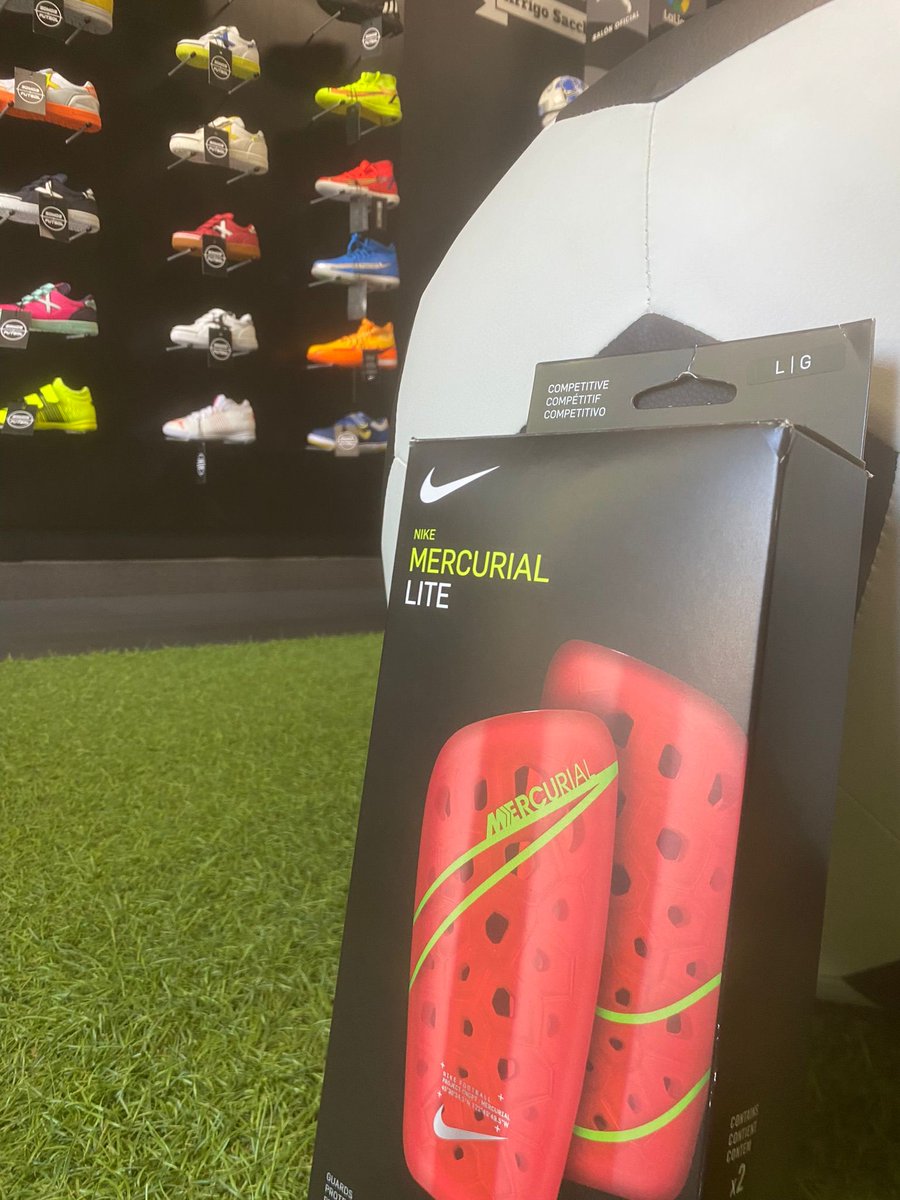 FutbolLfm's tweet image. 𝗦𝗢𝗥𝗧𝗘𝗢 𝗝𝗨𝗟𝗜𝗢 - 𝗦𝗢𝗠𝗢𝗦 𝗙𝗨𝗧𝗕𝗢𝗟 𝗦𝗛𝗢𝗣 💣

Como cada mes, gracias a nuestro sponsor #SomosFutbolShop os traemos un sorteo de unas espinilleras Mercurial Lite 🔪

Requisitos: 

- Dar RT a este tweet
- Seguirnos a nosotros y a @14adri14 

Limite: Viernes 29.