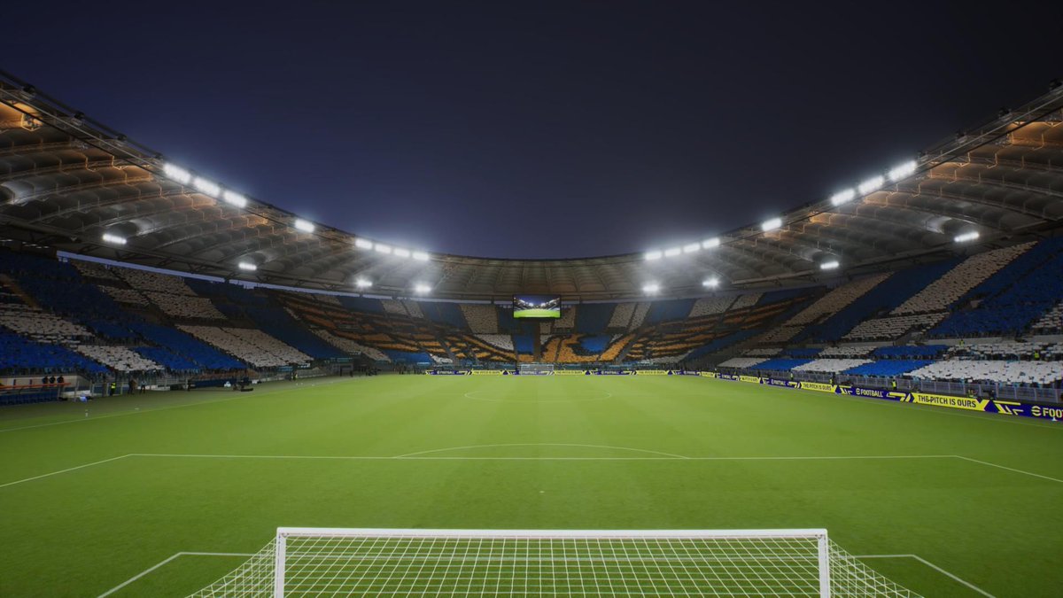 Su #eFootball la riproduzione dell'iconica coreografia del 2015 🦅😍 #Lazioesports