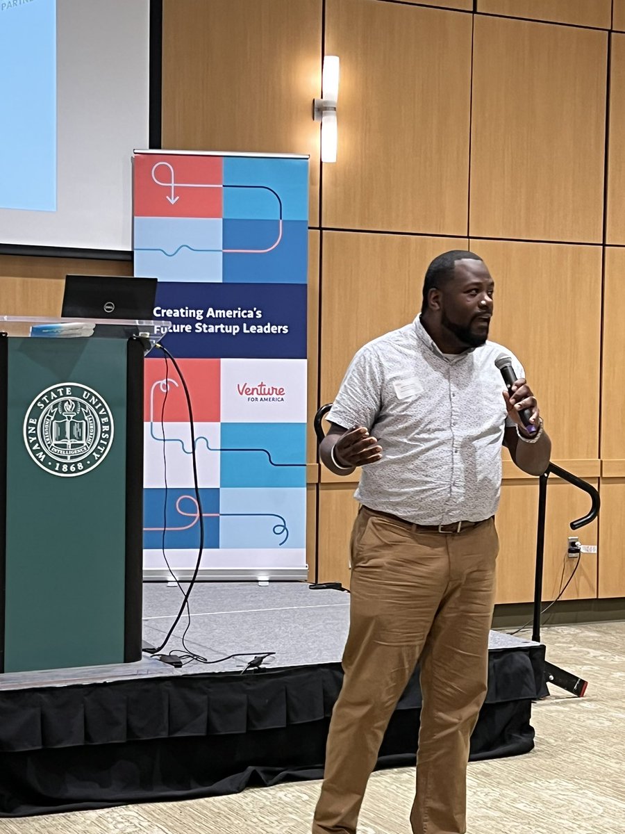 venture4america's tweet image. As we kick off week two of #VFATrainingCamp today, we’d like to to send a quick thank you to Alphonso Amos of @SWPmentor, as well as Jennifer Smith of @agitraining, and Wilson Horn ‘19, Stella Safari ‘13, and Dextina Booker ‘15 for hosting such great sessions during week one!