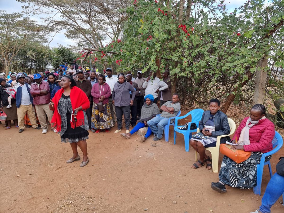 SuluhuMwangangi's tweet photo. Joined by former MCA Kinanie/Mathatani Ward, Hon. Cecilia Mbinya Sereka and different leaders from Machakos County, Hon.Cecilia endorsed the #WaitaNaSuluhu candidature to the great people of Makutano ma Kyumbi. 
The community has assured us of their full support, come August 9th. https://t.co/BPoQ1hz3M8