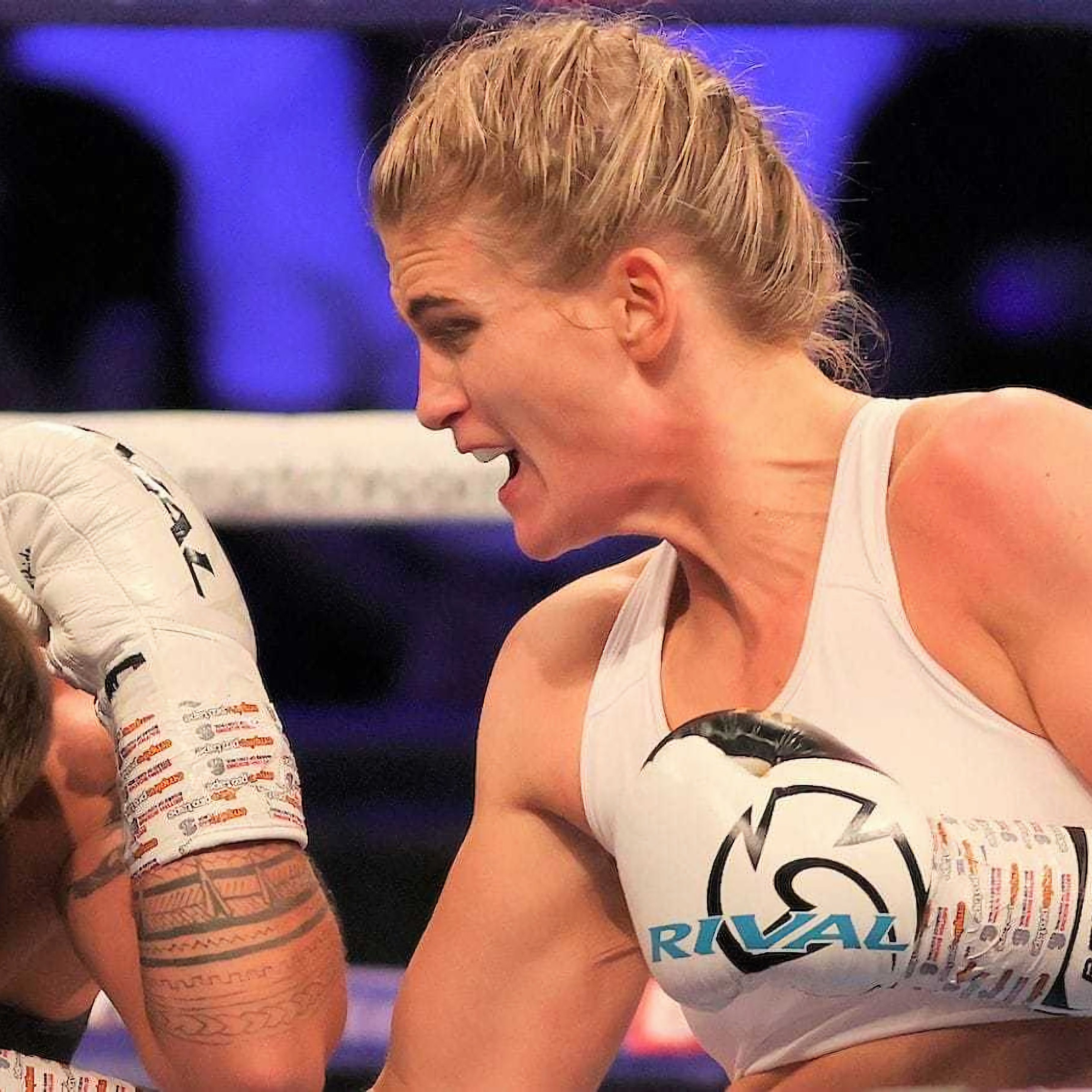 CL S on Twitter "Boxing gloves comparison Everlast vs. Cleto Reyes vs