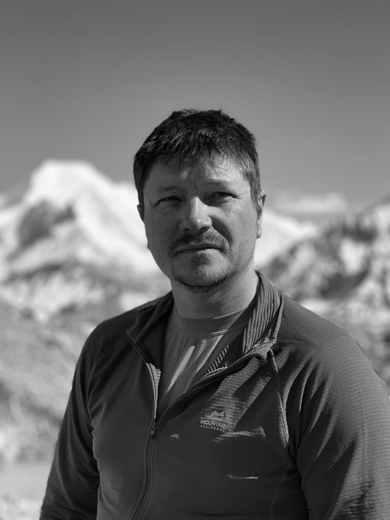 RAF Mountaineering is deeply saddened to announce that Wing Commander Gordon Henderson is reported Missing Believed Killed on Broad Peak, Pakistan. Our thoughts and prayers are with his family at this time.