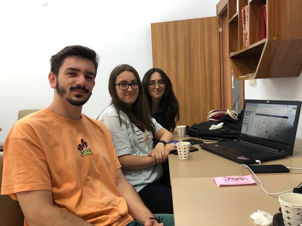 <a href="/YTUMechatronics/">YTU Mechatronics 🇹🇷</a> <a href="/Tubitak/">TÜBİTAK</a> <a href="/YtuMakFakultesi/">YTÜ Makine Fakültesi</a> <a href="/YtuSimulab/">YTÜ SİMULAB</a> <a href="/teknofest/">TEKNOFEST</a> <a href="/hlivatya/">Haydar Livatyali</a> İki, <a href="/YildizEdu/">Yıldız Teknik Üniversitesi</a> <a href="/YtuMakFakultesi/">YTÜ Makine Fakültesi</a> <a href="/YTUMechatronics/">YTU Mechatronics 🇹🇷</a> <a href="/YtuSimulab/">YTÜ SİMULAB</a> takımımızın da, <a href="/Tubitak/">TÜBİTAK</a> 2242 <a href="/teknofest/">TEKNOFEST</a> yarışlarında, Akıllı Ulaşım ve Makine/İmalât dallarında birer birincilik almalarından dolayı kendilerini tebrik ederim. <a href="/proftameryilmaz/">Tamer Yılmaz</a>