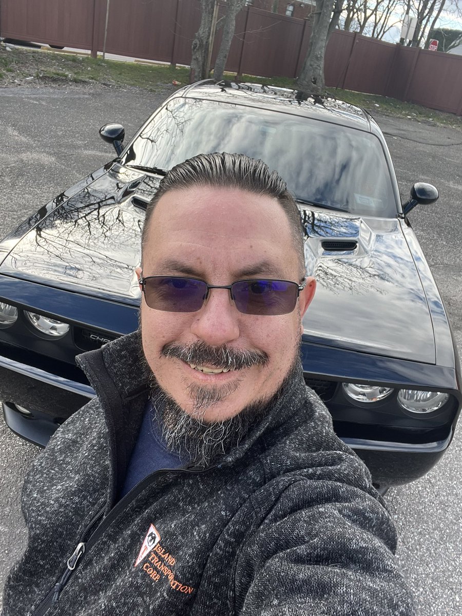 engine945's tweet image. Old to me. New to you.. Happy Monday everyone