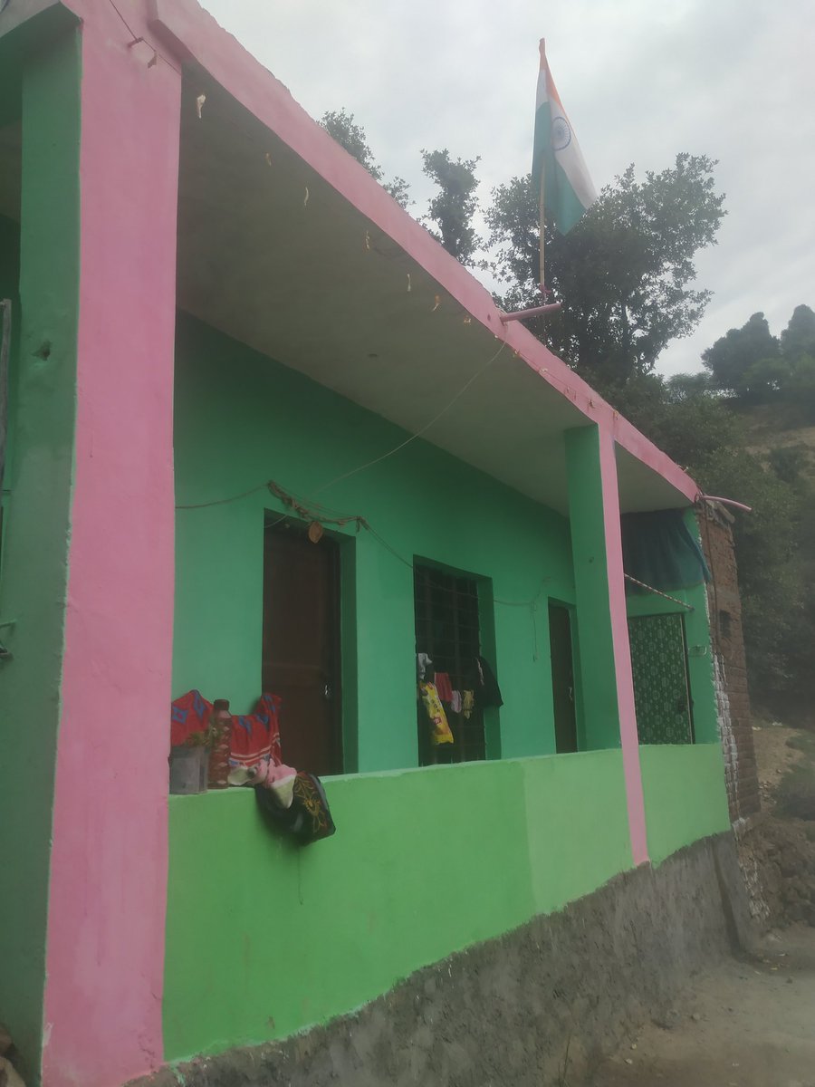 SanjayPanditjii's tweet photo. #MeraGharTiranga
Jai Hind 🇮🇳
@PMOIndia 
@narendramodi 
@shaktiparihar_
@singh_kikki https://t.co/YhPWU1xmXI
