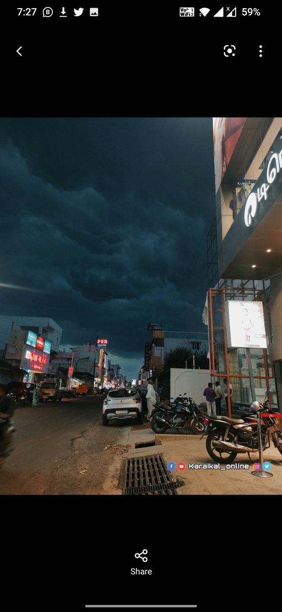 Karaikal_Online's tweet photo. ☔#காரைக்கால் 🏦 😍
.
📌Loc: #bharathiyar st 💝 .
📸Clickz @monisha_aagiya_nan 👌
🔖Follow @karaikal_online ❤
📲Dm Ur 😍#Beautiful Karaikal pics..📥
.
#karaikal #karaikal_online #pondicherry #signal #karaikalrain #adventure #karaikal_online_pics #photography #ko_rain https://t.co/yp57STijXX