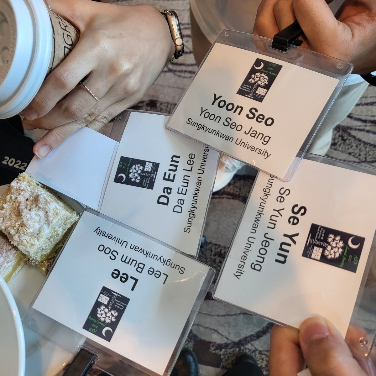 dfe91979fcc84f7's tweet photo. Finally attending the first overseas conference๐๐ญ #2022Asp #Charleston https://t.co/J4SIvwnue6