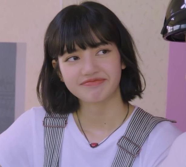 Rainn164's tweet photo. คนนี้น้องยิด🤏🏻

#WhatsYourK_MySolo #LISA

#LALISA #MONEY https://t.co/6JqFNKf0n3