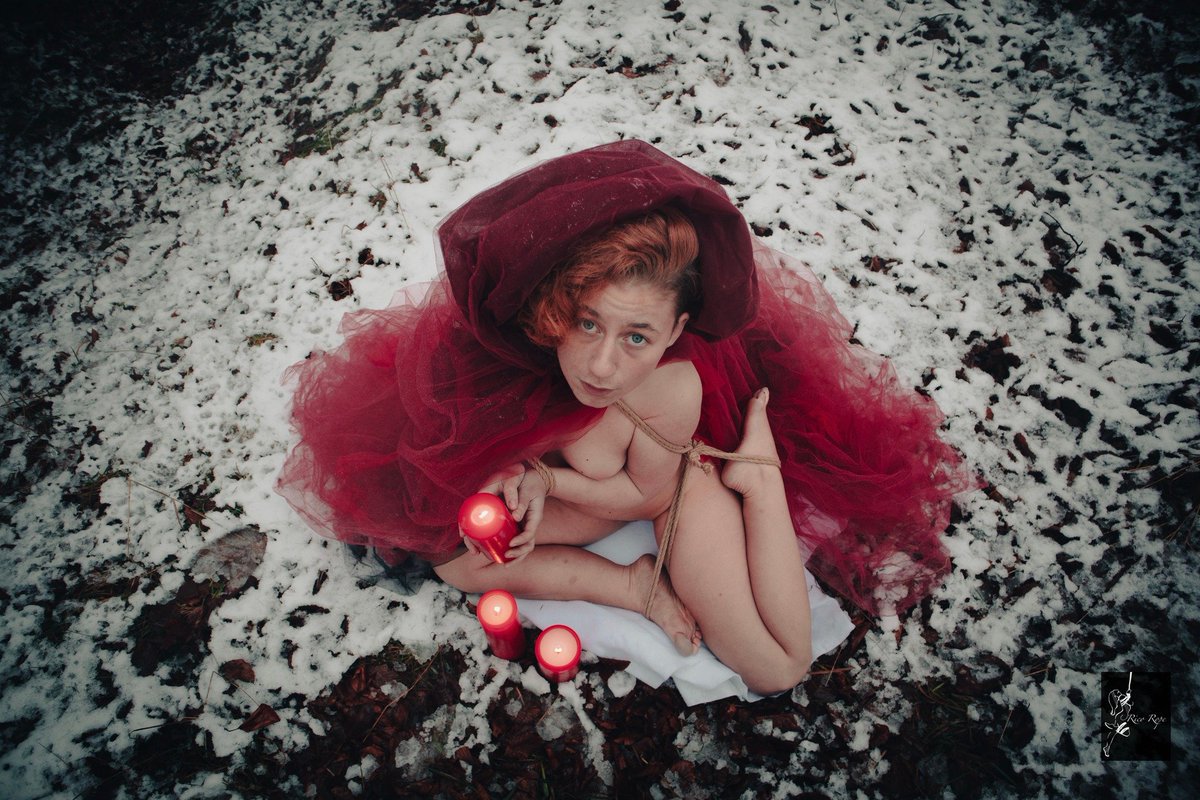 #ワンワールド國體 #天宙平和 #統一教会 に帰依する #ウクライナ #民族主義 #ネオナチ の #國體緊縛「#アゾフスタイル」 #国際勝共 #原研 #国葬 のゲームチェンジャー  #世界日報 #仁風林 #緊縛地下道場  #ウクライナ神社本庁 で開発される #緊縛変性意識 #緊縛合同結婚 #緊縛霊感商法