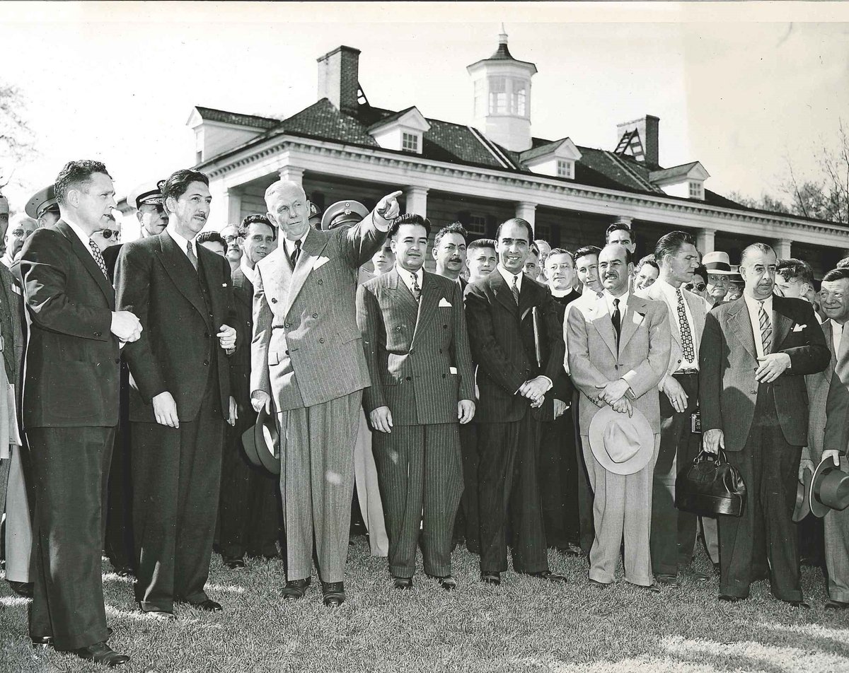 MelissasLibrary's tweet photo. "Where's Marshall today?"
Sec. of State George Marshall at Mount Vernon w/ Pres. Miguel Aleman of Mexico.
1 man who was president (G. Washington), 1 man who is president (of Mexico), &amp; 1 man who didn't want to be president (G. Marshall).
#WheresMarshall
#MarshallFoundationLibrary https://t.co/BRprIg9wN3