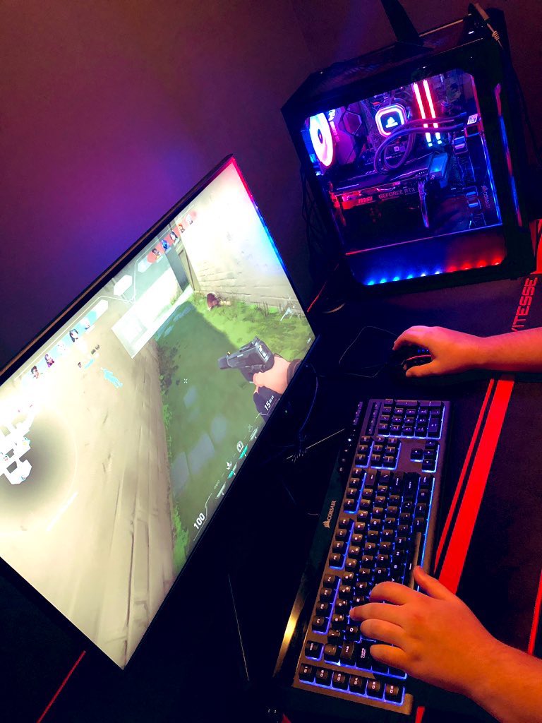 BUY A PC THAT WONT BLUE SCREEN WHILE PLAYING VALORANT, BUY A ZARI COMPUTER🧡💛🖤

#VALORANT #gaming #GamingNews #PCtrend #gamingpc #twitch #SmallBusiness