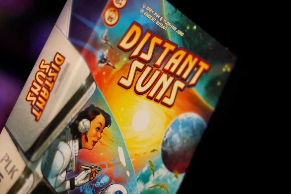 Súbete a la nave de #DISTANTSUNS… ¡que nosotros nos ocupamos de explicarte cómo se juega!
juegos.tcgfactory.com/2022/08/como-s…