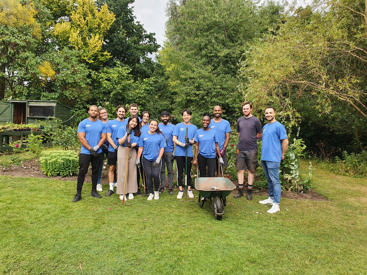 martineau27's tweet photo. A big thank you to the team from @GoldmanSachs Birmingham for volunteering today. The team painted our pirate ship and weeded our rose beds as part of their #CommunityTeamWorks initiative. Thanks for all your hard work! https://t.co/VX39i1QlG0