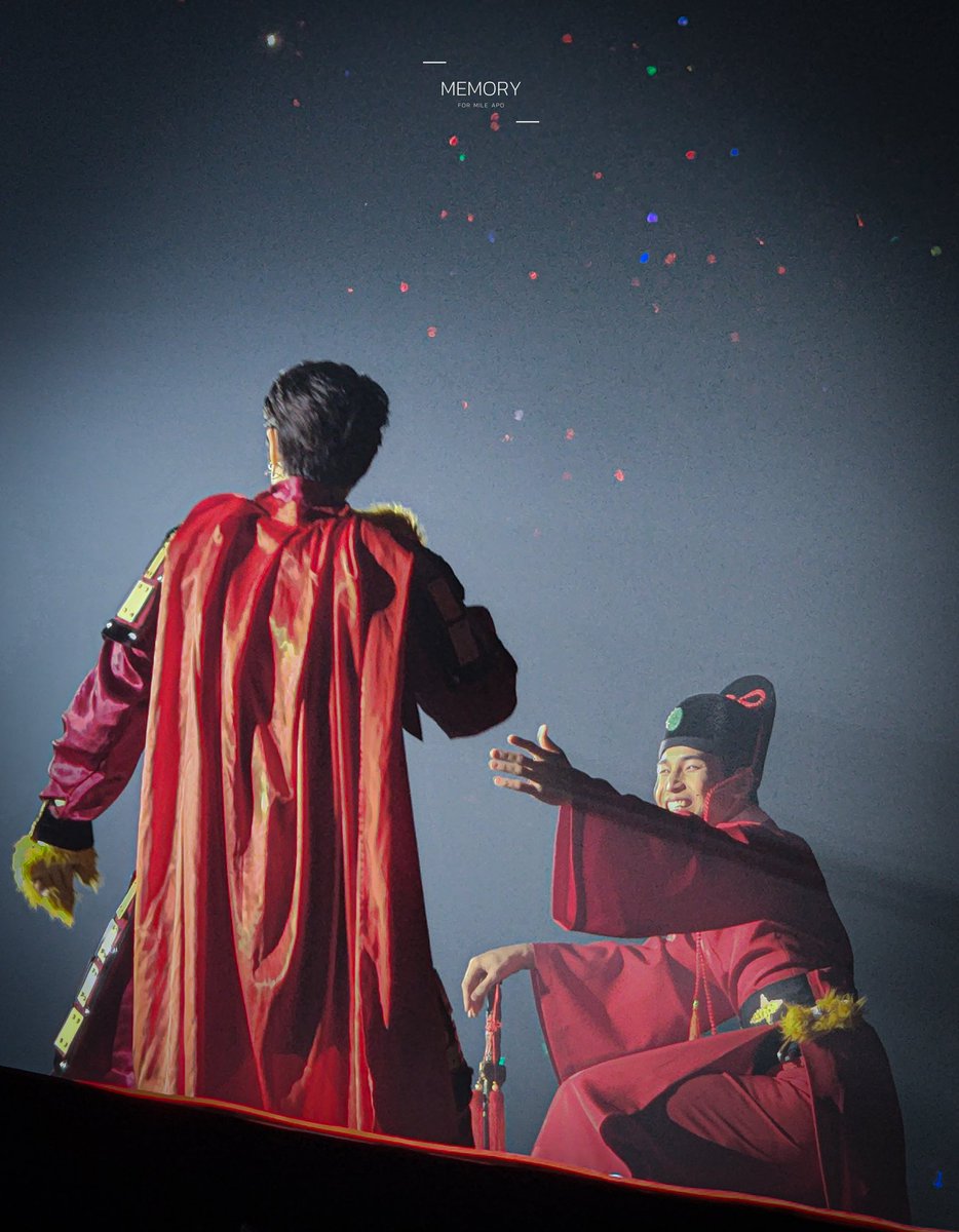 memorymileapo's tweet image. สานฝันกันและกันบ่นิ55555

#มายอาโป
#KPworldtourD2