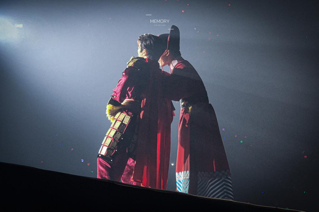 memorymileapo's tweet image. สานฝันกันและกันบ่นิ55555

#มายอาโป
#KPworldtourD2