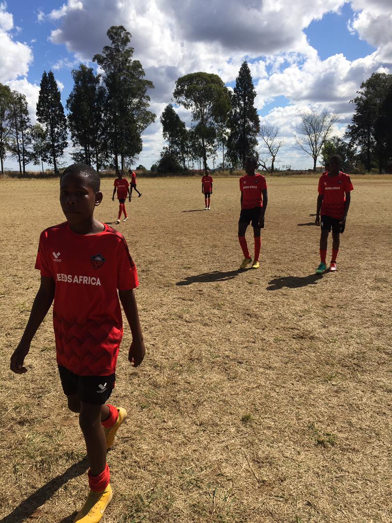 ROHA ITEAM YEDU, Pfeka jersey usekerere.. Kana ndafa, kana ndafa musandicheme ndoenda ndoga paukama #flames of ROHA 🙏🙏 follow our academy page..