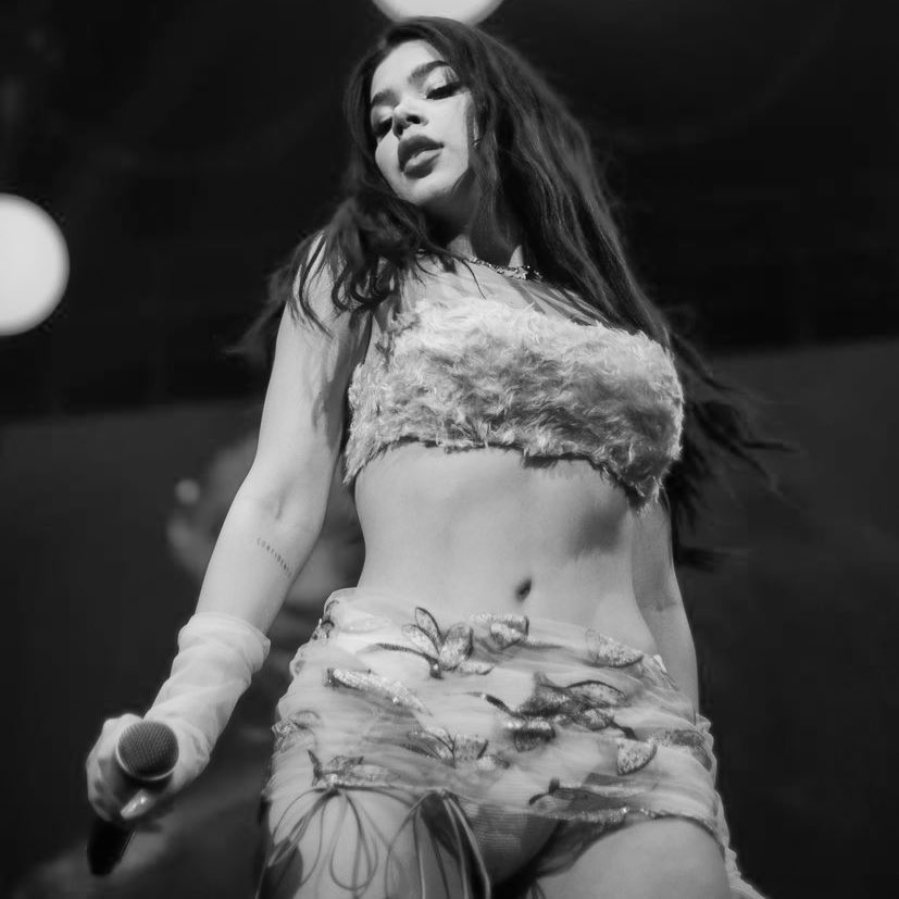 KeninisMx's tweet photo. ¡Kenia Os está oficialmente nominada en los KCA México! 

— 30 comentarios por persona más RT:
#KeniaOs #EloisaOsCrush #KCAMexico https://t.co/3x5rYvOJPF