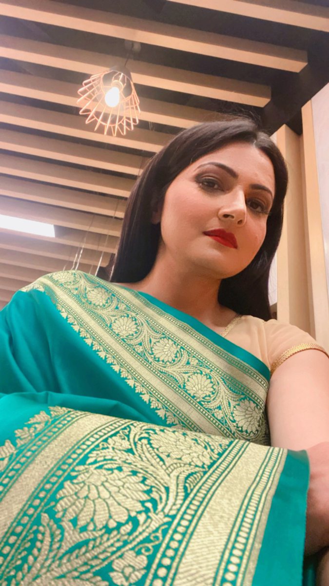 chitraaum's tweet image. ☺️
बनारसी…