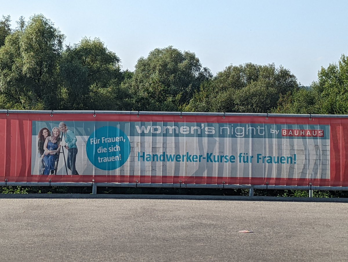 PeterPostmann's tweet image. Eher: Für Frauen, die nicht ständig gemansplained bekommen wollen, was sie können und was sie tun sollen @bauhausinfo