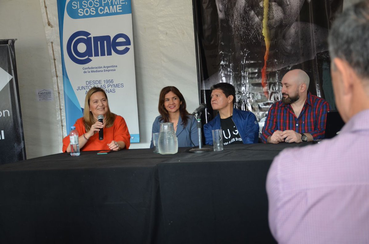 IMPULSO REGIONAL A LAS PYMES CULTURALES 🎭

Junto a representantes del NOA, y con el acompañamiento de <a href="/AlfredoGZChaco/">Alfredo González</a>, se realizó en el marco de la Bienal de Escultura de Chaco el conversatorio de <a href="/CameCultura/">CAME Cultura</a>, a cargo de <a href="/Alemoccioli/">Alejandra Moccioli</a>, quien brindó un diagnóstico del sector.