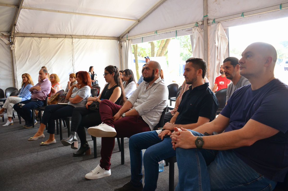redcame's tweet photo. IMPULSO REGIONAL A LAS PYMES CULTURALES 🎭

Junto a representantes del NOA, y con el acompañamiento de @AlfredoGZChaco, se realizó en el marco de la Bienal de Escultura de Chaco el conversatorio de @CameCultura, a cargo de @Alemoccioli, quien brindó un diagnóstico del sector. https://t.co/de5N3C1LuC