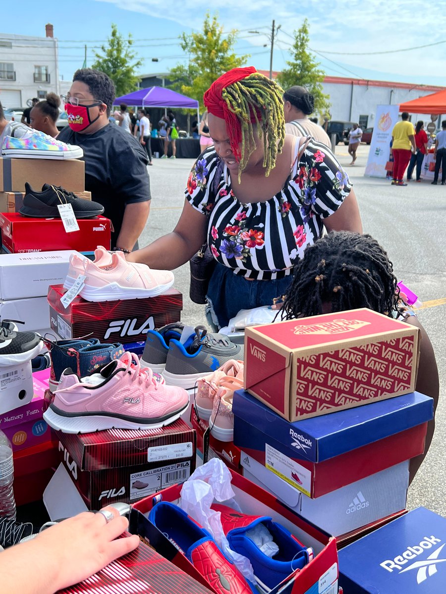 CascadeUMC's tweet photo. Cascade’s Soles 2 Souls Shoe Campaign is well underway. We partnered with Big Brothers Big
Sisters for the first installation of our shoe distribution. Visit https://t.co/3NVv0ALaaj to purchase shoes today! #cascadeumc https://t.co/me8mFxZS5r