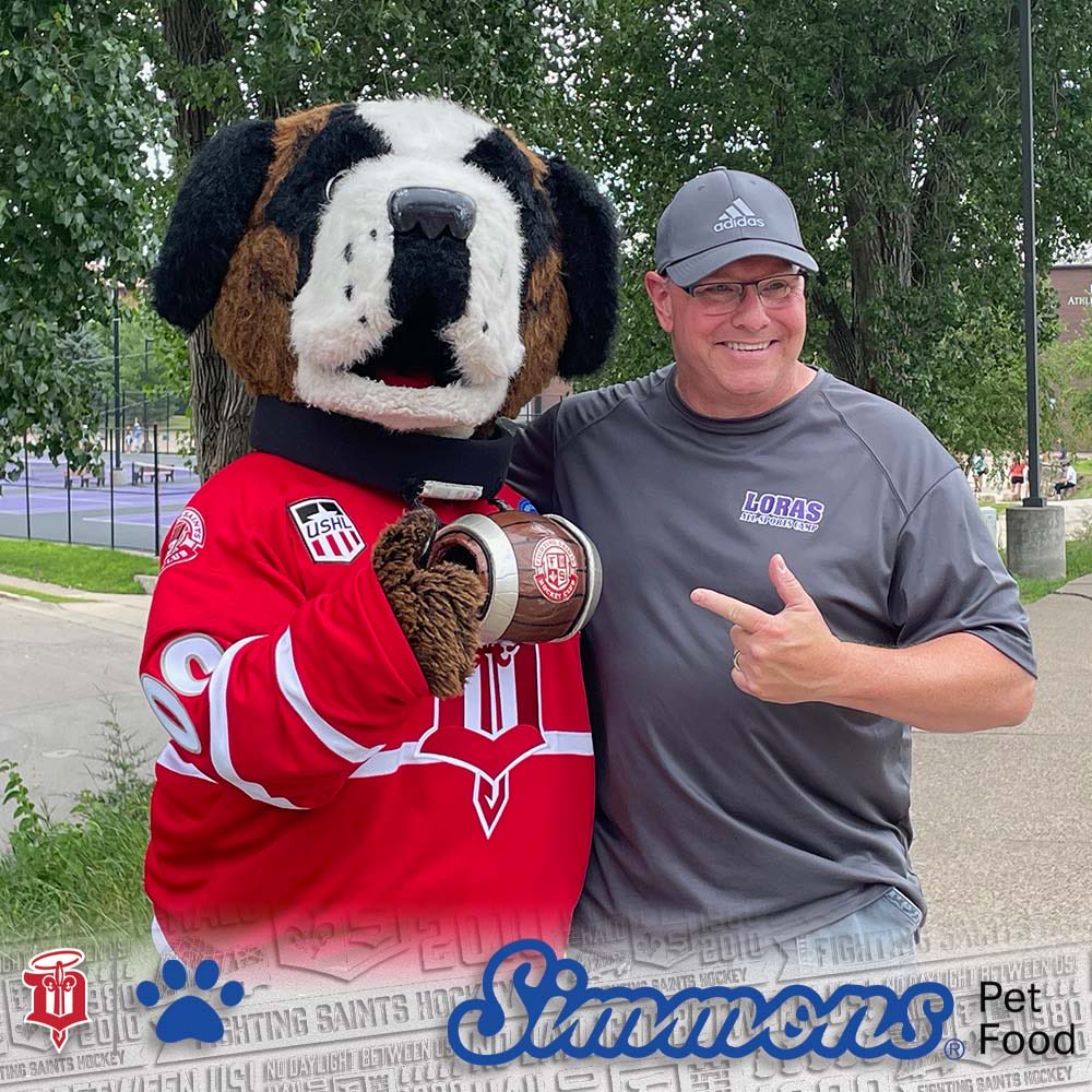 Bernie had a blast cheering on all the kiddos participating at the Loras All-Sports Camp on Friday! ⁦<a href="/lorascollege/">Loras College</a>⁩ ⁦<a href="/LorasAthletics/">Loras College Duhawks</a>⁩
