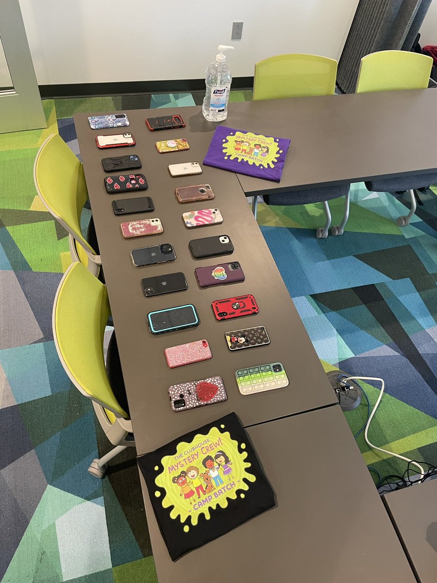 BestoftheBatch's tweet image. Today at Camp Batch we are hands free 🚫📲

We are focusing on verbal and social communication 🗣

#CampBatch #MysteryCrew #StayTuned #Summer2022 #Explore #Nonprofit