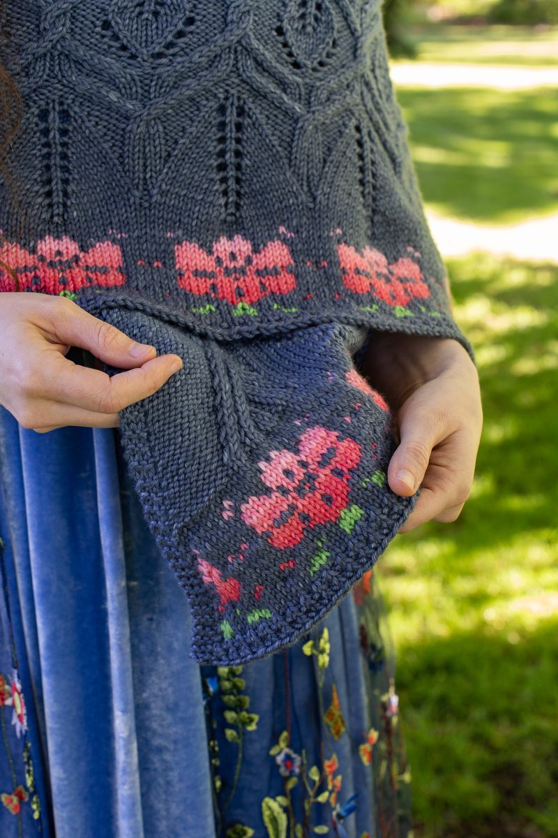 "Best. Charts. Ever." 

I got that quote from my first preview tester, Laura M. while she was knitting the smaller sample for my upcoming pattern, A Garden Wedding. Here’s what makes the pattern a joy to knit:

andrearangel.com/andrearangelbl…