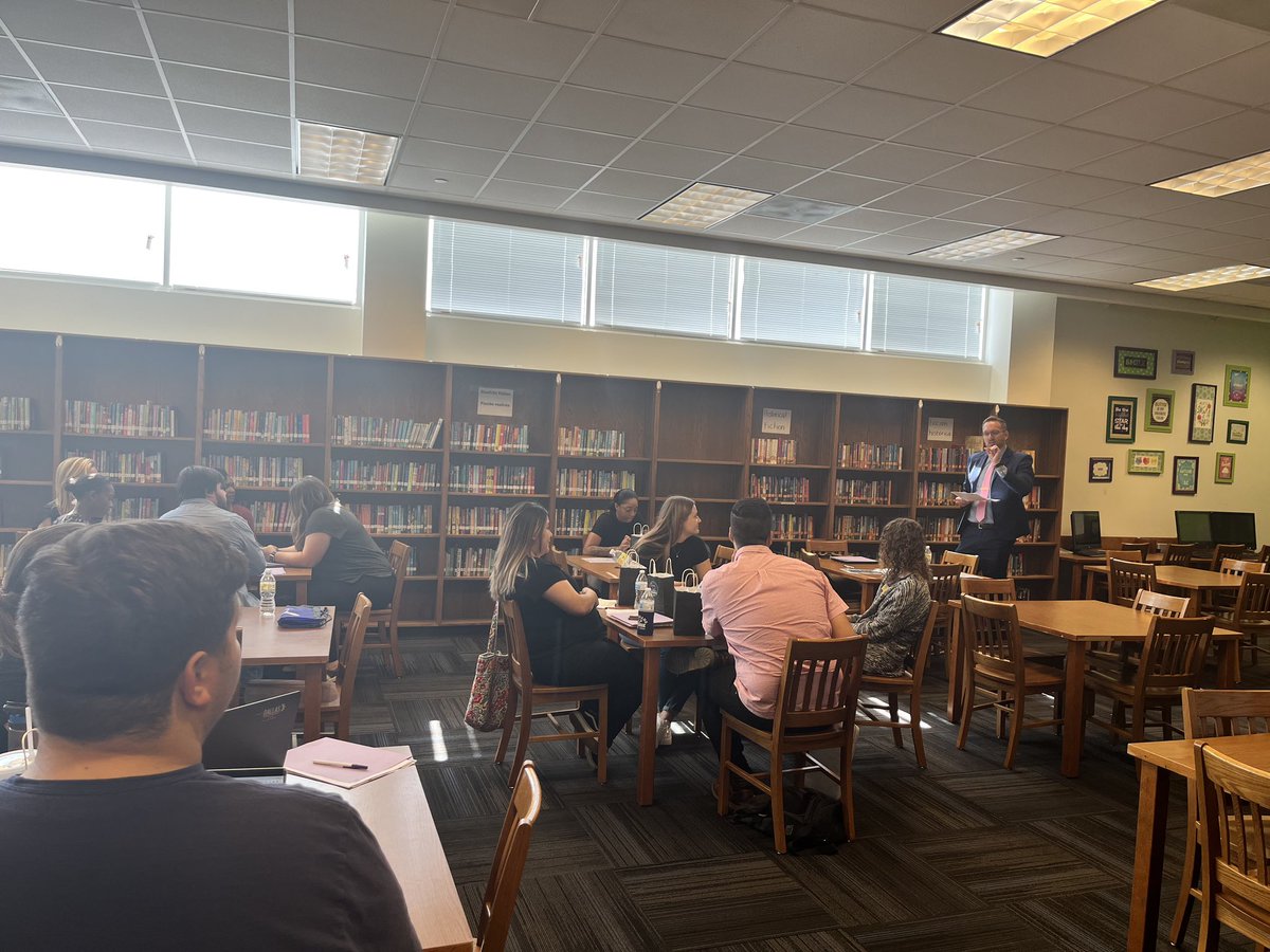 MedranoJrHigh's tweet photo. First Day of School for Intersession new teachers. Welcome to Medrano!    Go Eagles!💜💚🦅 @TemesghenAsmer2 https://t.co/l6XZ2zpS1H