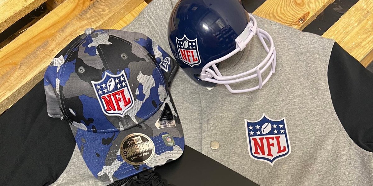 USASportsMerch's tweet image. Competition Time 🎊 
Win a NFL Training gift pack with USA Sports! Including a 2022 Training cap, shield gym sack and shield Letterman Jacket!
To enter:
-Follow our Twitter page
-Like this post and retweet
Entries close 15:00 GMT Thursday 28th of July