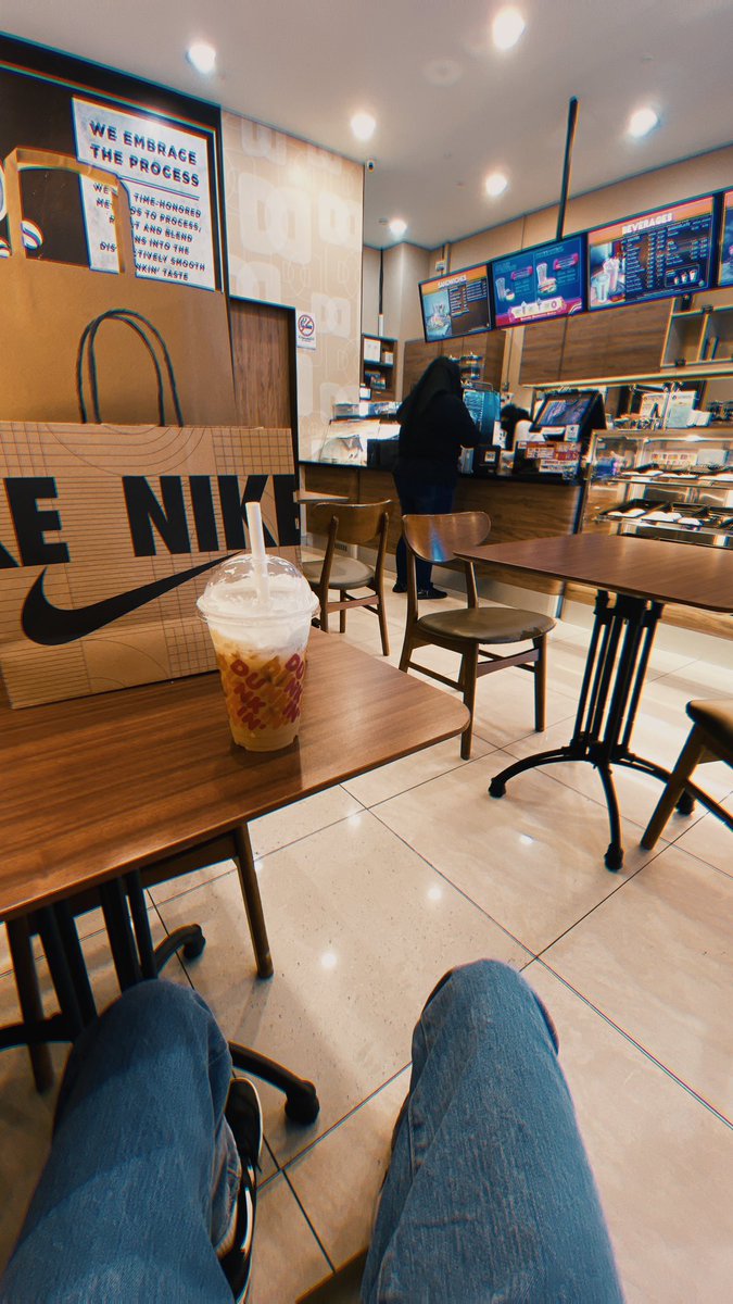 fadlanalias's tweet photo. random photos, spent half day alone in Mitsui today. https://t.co/ca4oQCtl19
