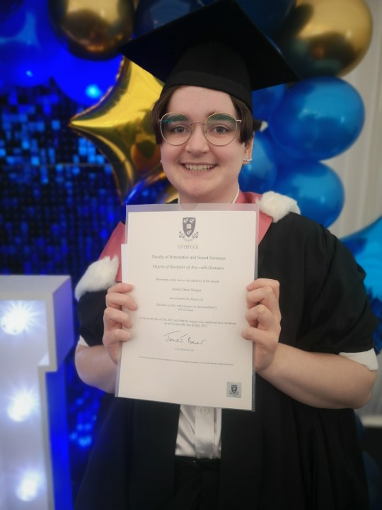 CreativeCloist's tweet photo. Done it. #LivUniGrad https://t.co/j2Hda1nPbm