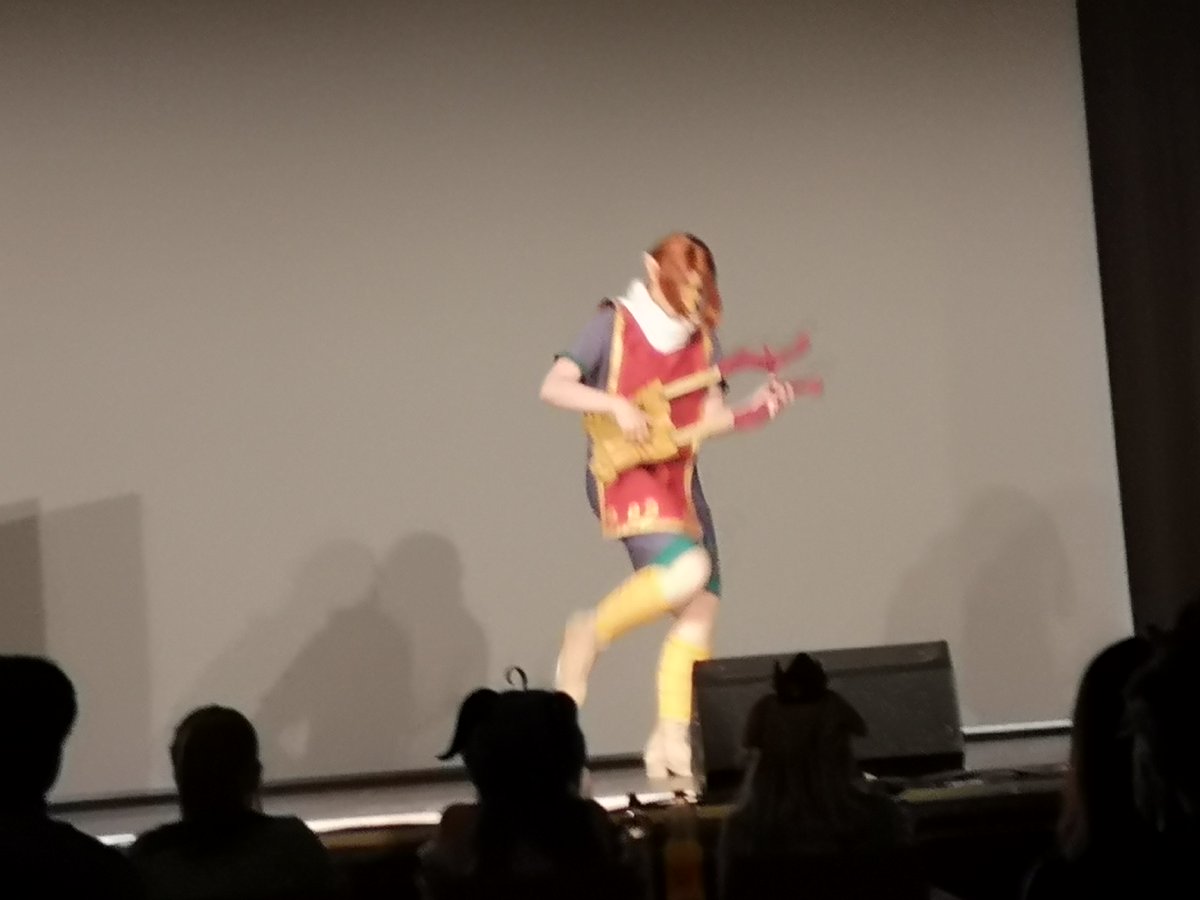 DCM Cosplay tweet media