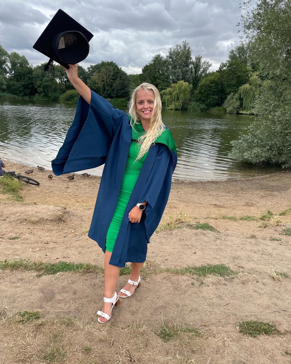 chloesoanes's tweet image. Graduation 🎓🍾

Was over the moon to have also been awarded the award for best overall academic performance for BSc Learning Disability Nursing 🥹