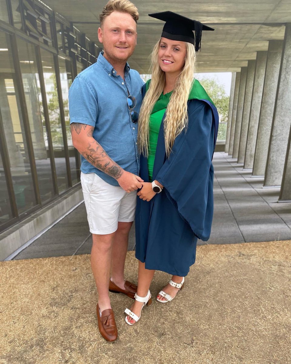 chloesoanes's tweet image. Graduation 🎓🍾

Was over the moon to have also been awarded the award for best overall academic performance for BSc Learning Disability Nursing 🥹