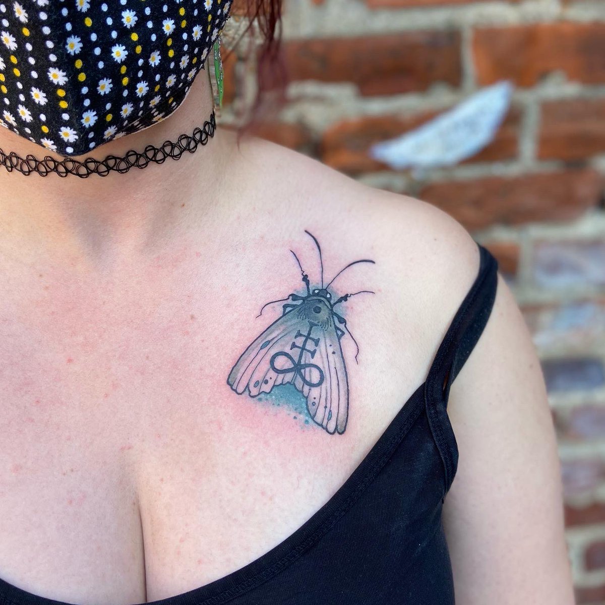 it’s #NationalMothWeek but i only have a handful of moth tattoos. i’ve been slacking. im a hack fraud of an artist. i need to draw more 😪