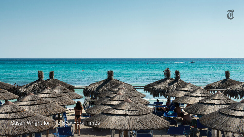 nytimestravel's tweet image. Despite being connected to the rest of Italy by land, Puglia, and especially the Salento, feels more like an island, with the Ionian Sea to the west, and the Adriatic to the east.  nyti.ms/3Bf9ZKX