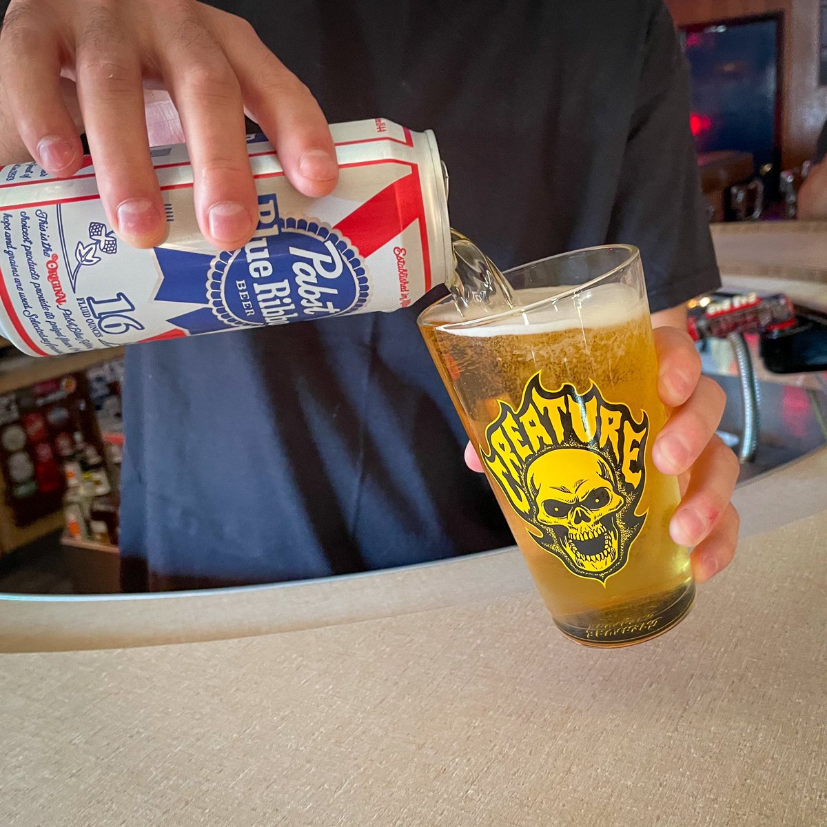 creaturefiends's tweet photo. Catch a buzz in the NEW Bonehead Flame offering 💀  Featuring Flannel Jacket, Pint Glass, L/S &amp; S/S tee 🍻 Slide through your local Haunt and check em out today!
#SupportYourLocalCREATURE #CreatureSkateboards https://t.co/qdnsHBLG3M https://t.co/R5YjPeh0uv