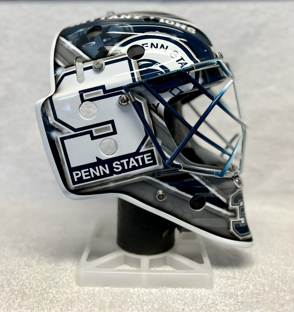HelmetHead_D's tweet image. Heading home today is @Jbothun @PennStateWHKY mask. Excited and great full for the opportunity to paint for Penn State and want to wish Josie the best of luck this year!!! #NoWhiteBuckets #HHdFamily