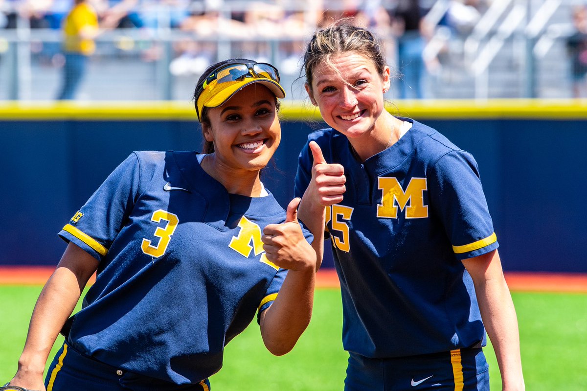 Two thumbs up. 👍 #MichiganMonday #GoBlue