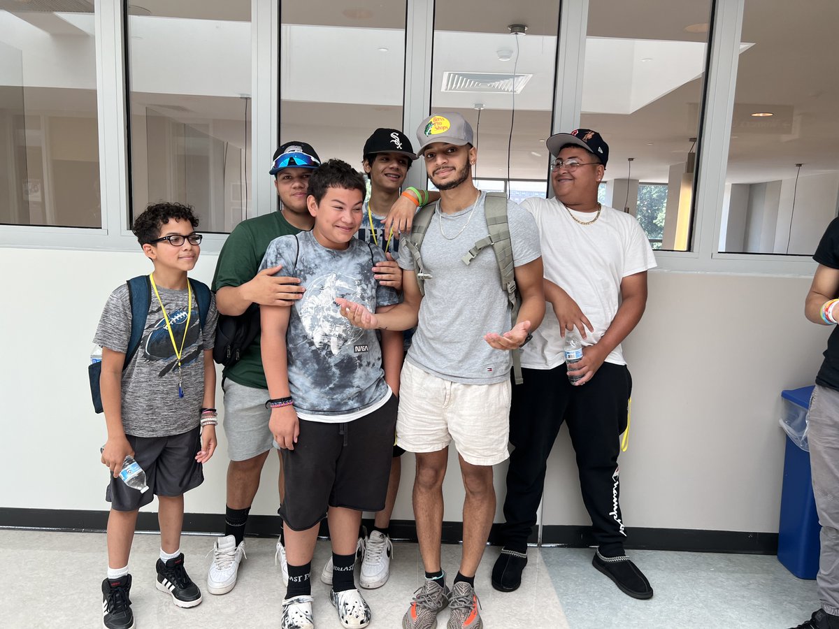 pathwaysenderos's tweet photo. This summer, we have partnered with Career Beginnings, A Program of the Hartford Consortium for Higher Education, to provide activities for our participants. On Friday, we went to the UCONN campus at Storrs. It was a fun, educational experience for all of our students! https://t.co/SMpOtFep09