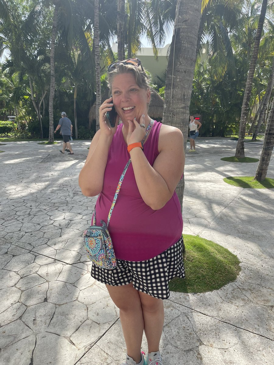 Mrs. Glover tweet media