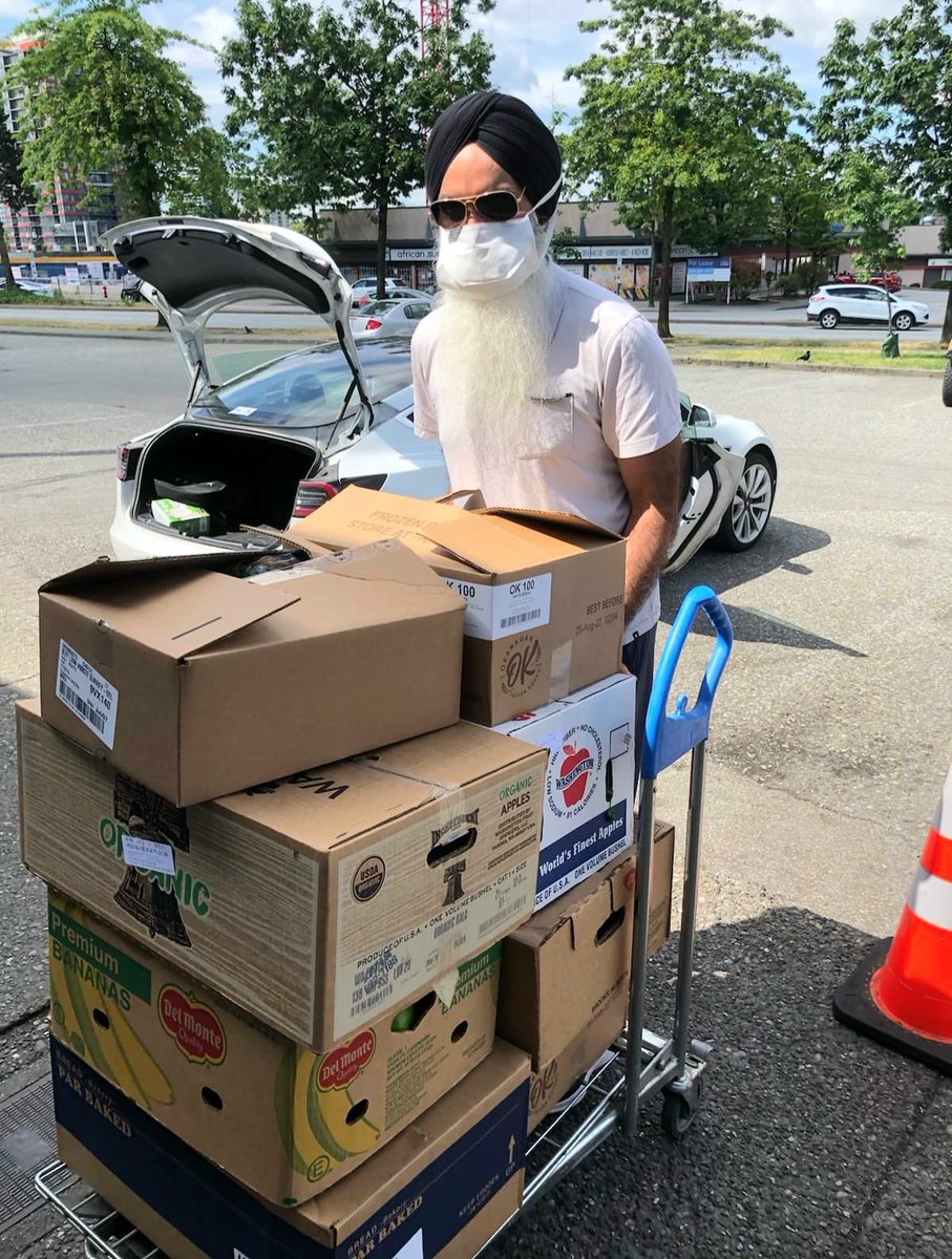 gnfkCanada's tweet photo. We are looking for drivers to help deliver food.
This weekend we delivered 1100 lbs of food to help over 450 people at Gordon Food Hub @dgh_burnaby.
If you would like to help, please register @ https://t.co/Z0tXDfyfLP ππ
#FoodSaveah #GNFK #Surrey #Burnaby #Seva #Volunteer https://t.co/k7IPUIRzoL