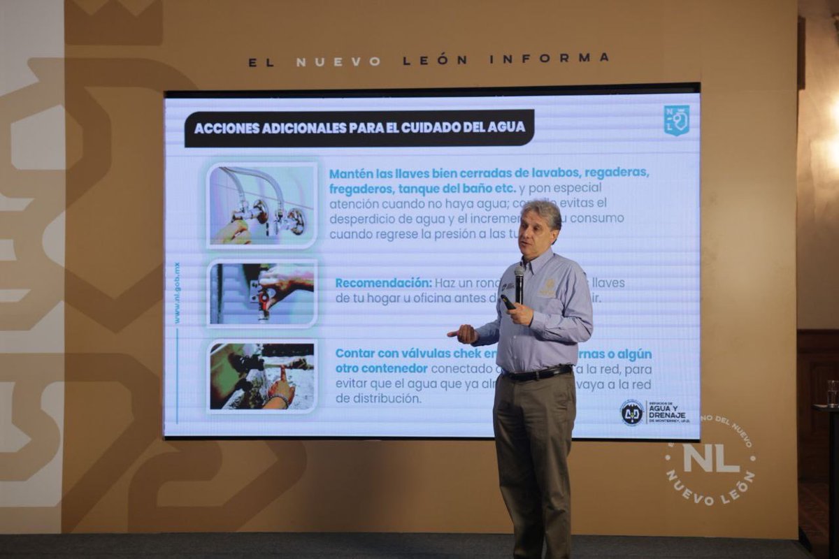 ayd_monterrey's tweet photo. Mantener bien cerradas las llaves del hogar y revisarlas antes de salir o de ir a dormir. Instalar una válvula check en tinacos o cisternas para que cuando el agua no se esté usando, no se regrese a la red. 🚰💦👍🏼
#AyD #AccionesAdicionales #ValvulasCheck https://t.co/UhW0trO0S0