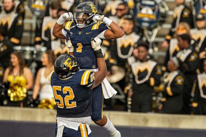 Javon Drake (@iamjavondrake) on Twitter photo #AGTG After great talks with <a href="/Coachev4/">Dwight Evans II</a> I am extremely blessed to receive a offer from <a href="/ETSUFootball/">ETSU Football</a>🟡🔵 <a href="/Coachev4/">Dwight Evans II</a> @CoachWood_LHSFB <a href="/LaVergne_FB/">LaVergne Football</a> <a href="/CSmithScout/">Chris Smith</a> #AGTG After great talks with <a href="/Coachev4/">Dwight Evans II</a> I am extremely blessed to receive a offer from <a href="/ETSUFootball/">ETSU Football</a>🟡🔵 <a href="/Coachev4/">Dwight Evans II</a> @CoachWood_LHSFB <a href="/LaVergne_FB/">LaVergne Football</a> <a href="/CSmithScout/">Chris Smith</a>