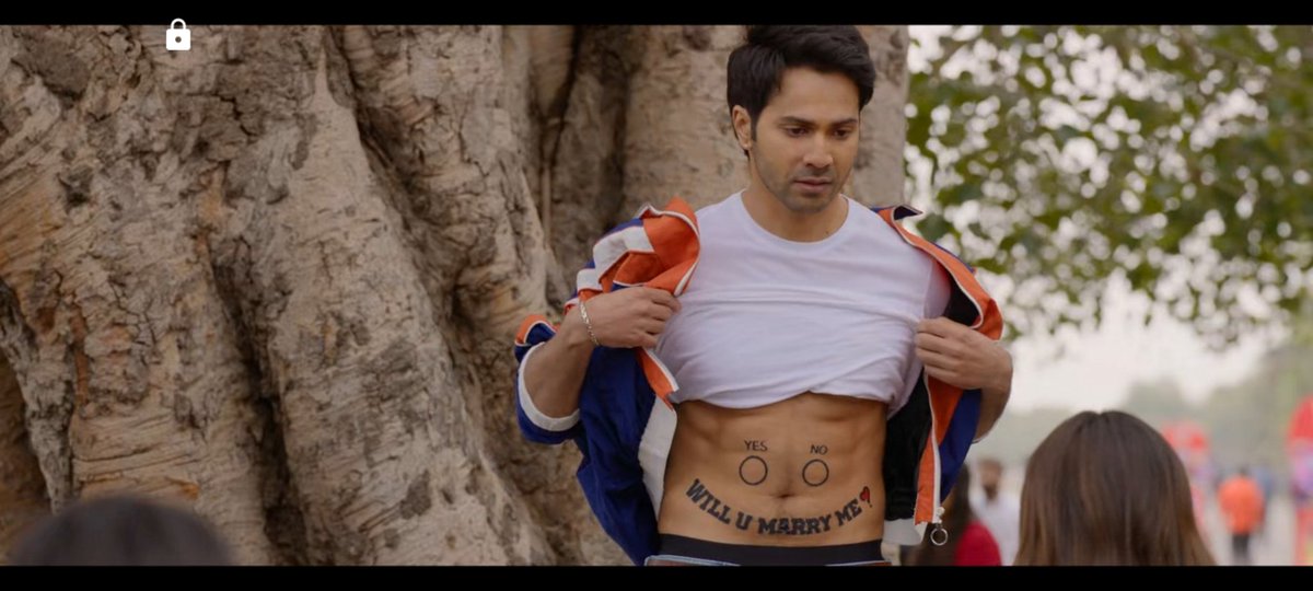 Shweta3040's tweet photo. From Childhood Love To Proposed Her For Marriage #JugJuggJeeyoOnPrime 
#VarunDhawan #KiaraAdvani https://t.co/R6BzzW13UV