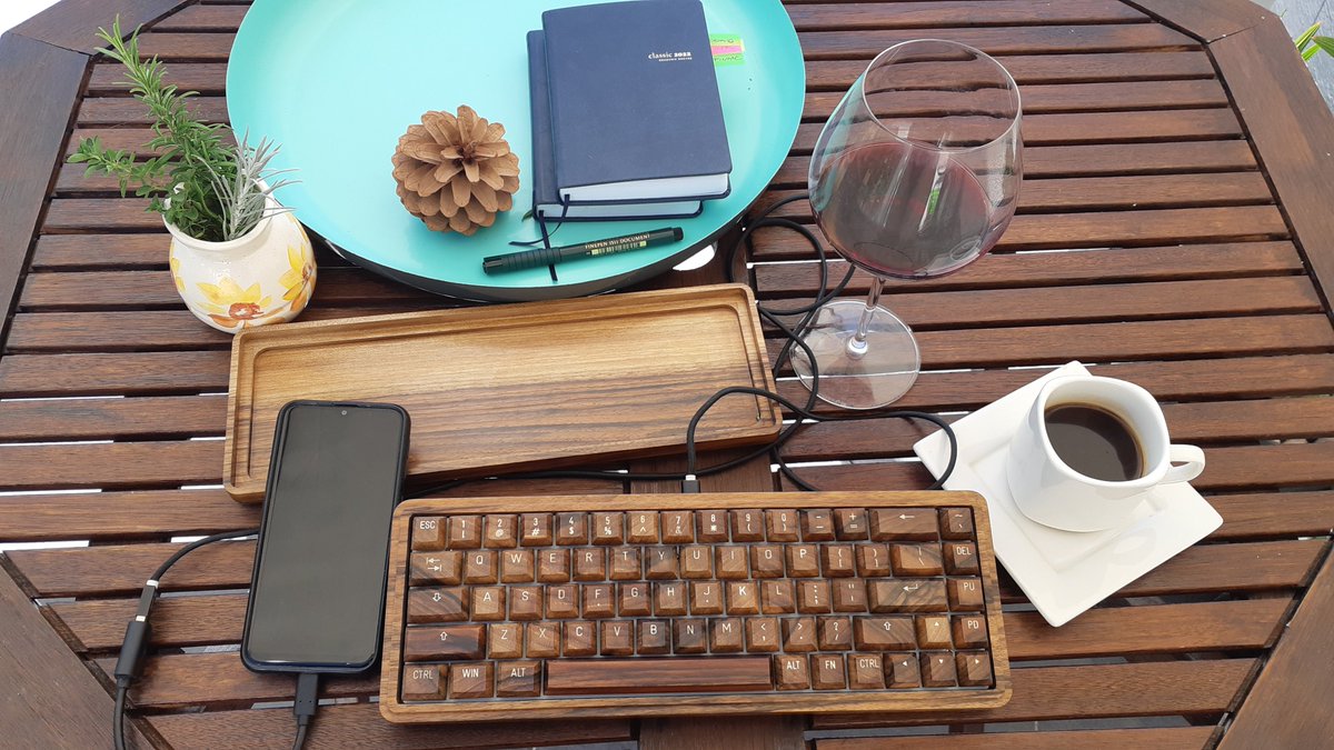 Perfect remote summer office with new homemade wooden keyboard from original Croatian walnut with a dual-mode mechanical switch, US68K key layout, RGB LED backlight, hot plug, USB/BT mode, support Windows, Vista, IOS, MACOS, Linux, and Android.  #crolander #woodenkeyboard