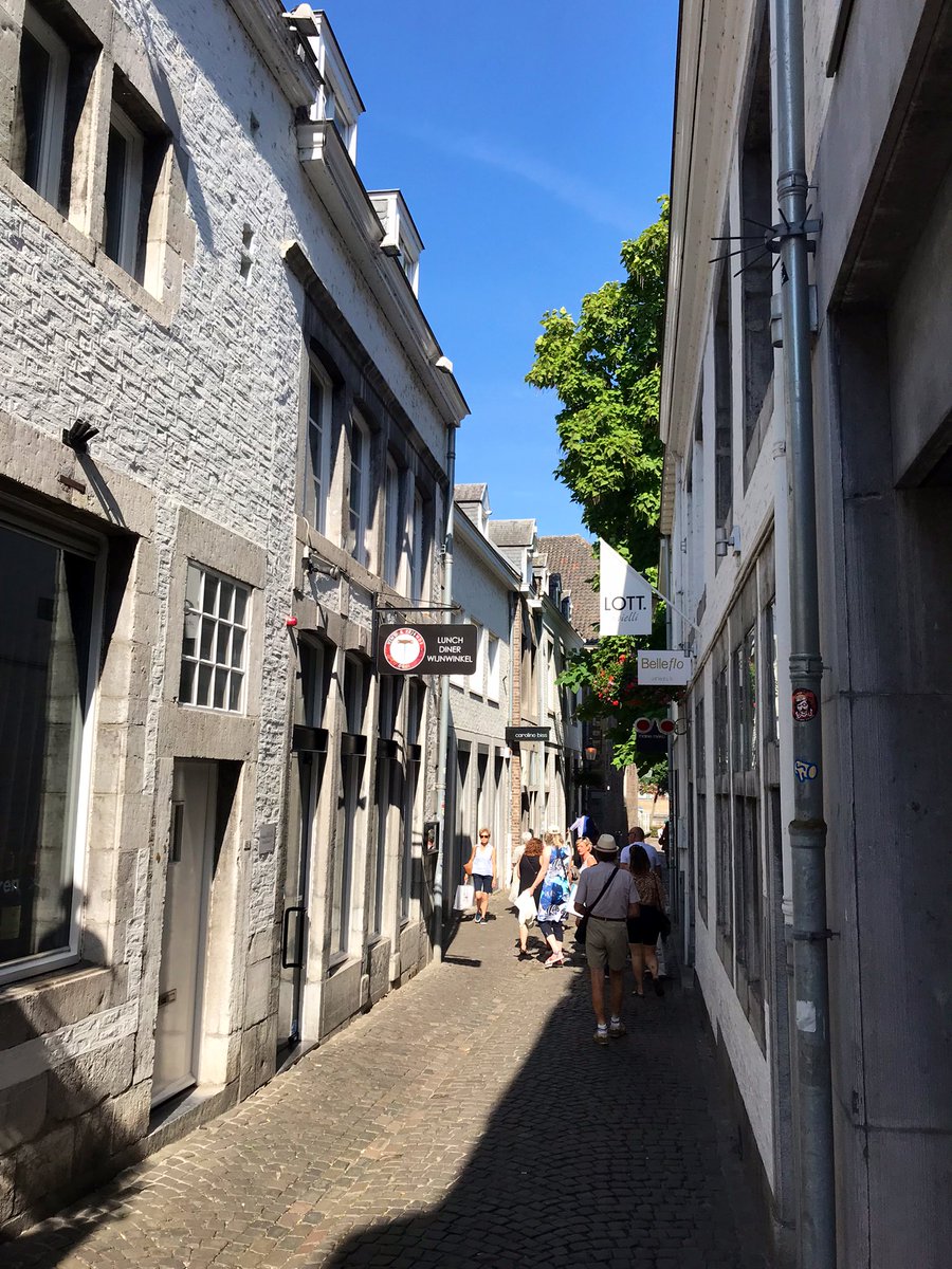 Leigh Turner Author tweet media