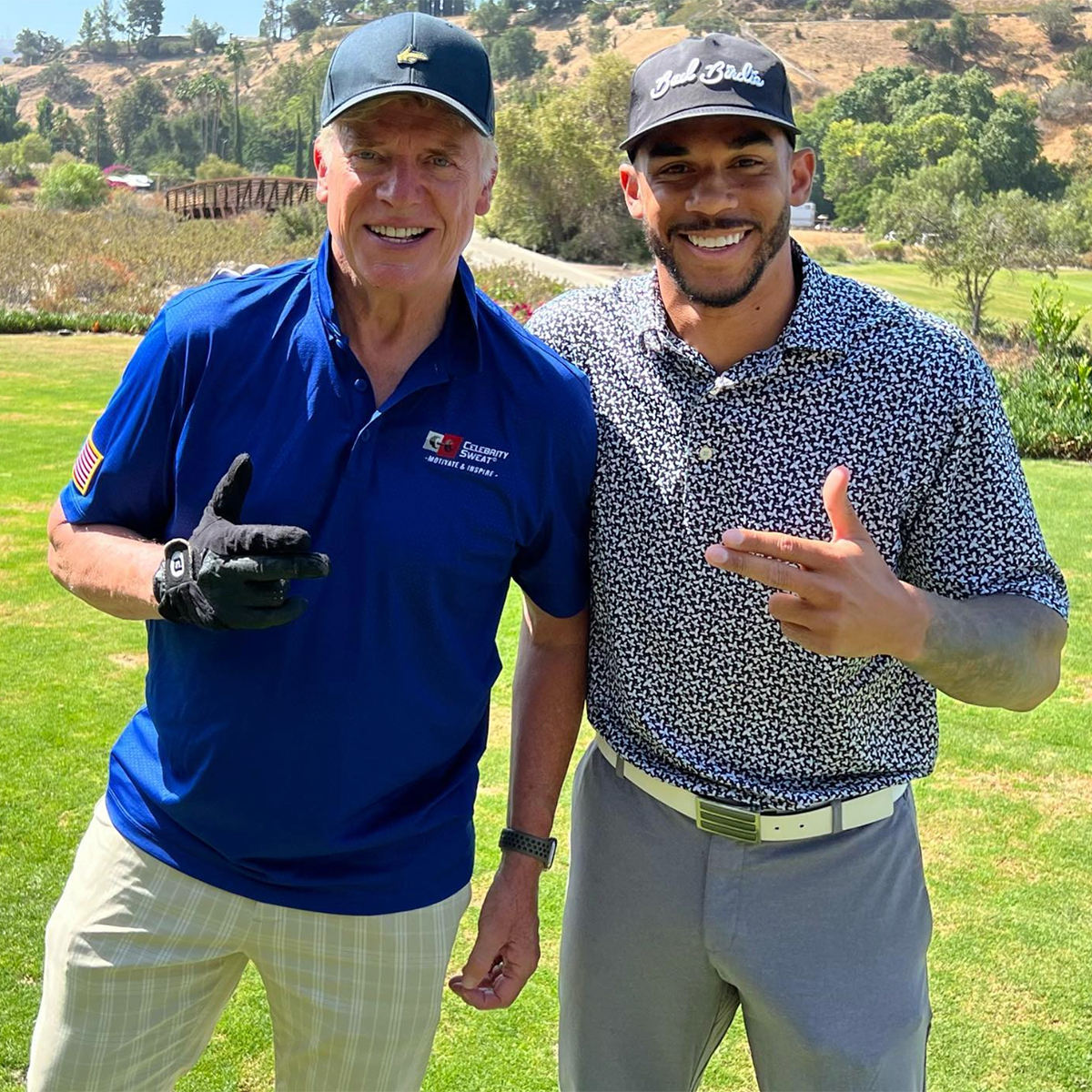 Meanwhile, on a different golf course, this guy just told Evander to meet him on the 9th green at 9 tonight... 🤨
